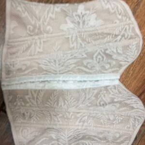 Forever 21 lace corset bustier top